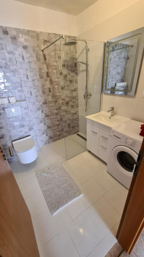 Apartments Suco Целина Екстериор снимка