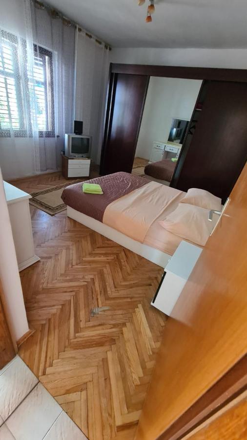Apartments Suco Целина Екстериор снимка