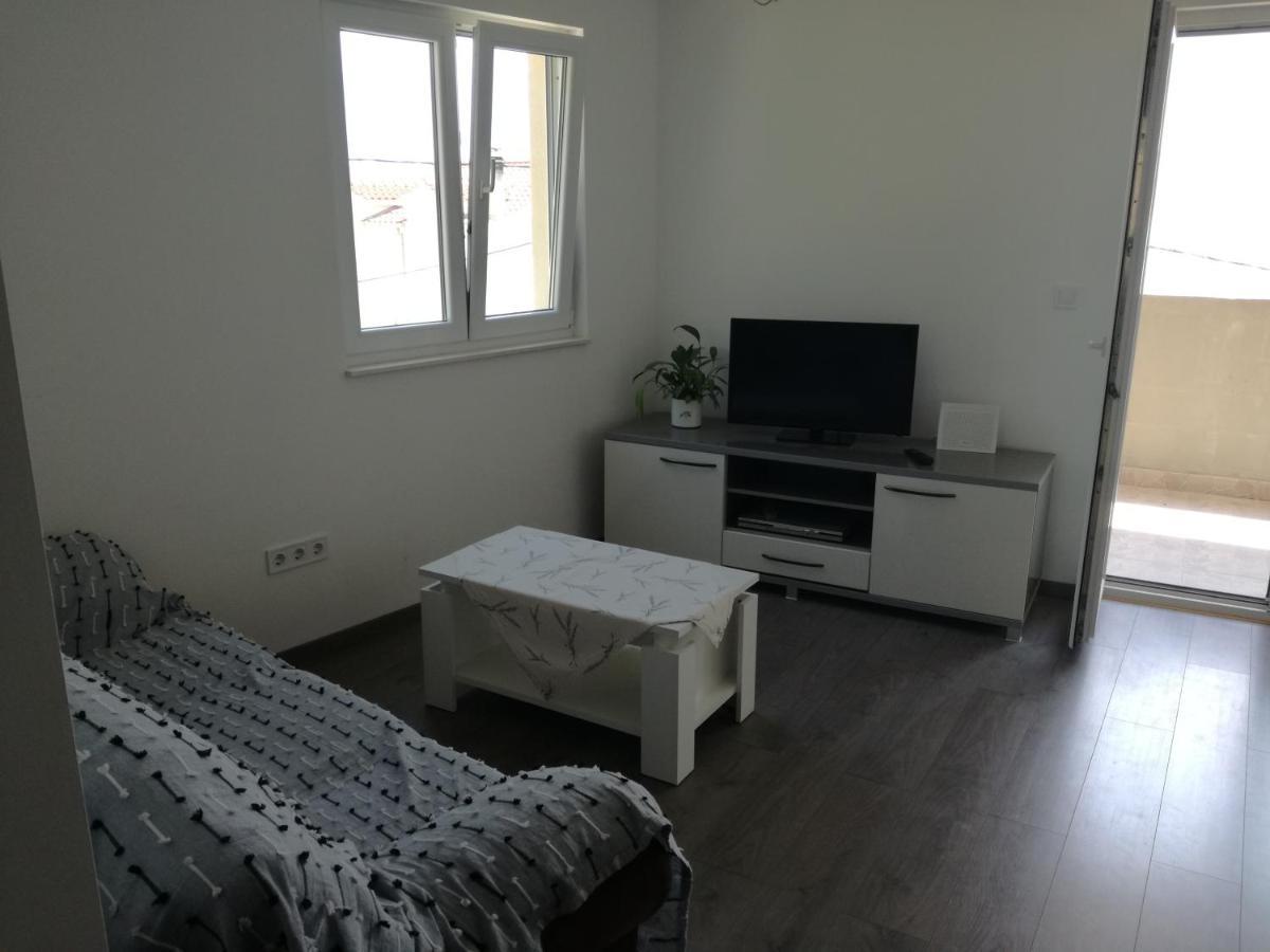 Apartments Suco Целина Екстериор снимка
